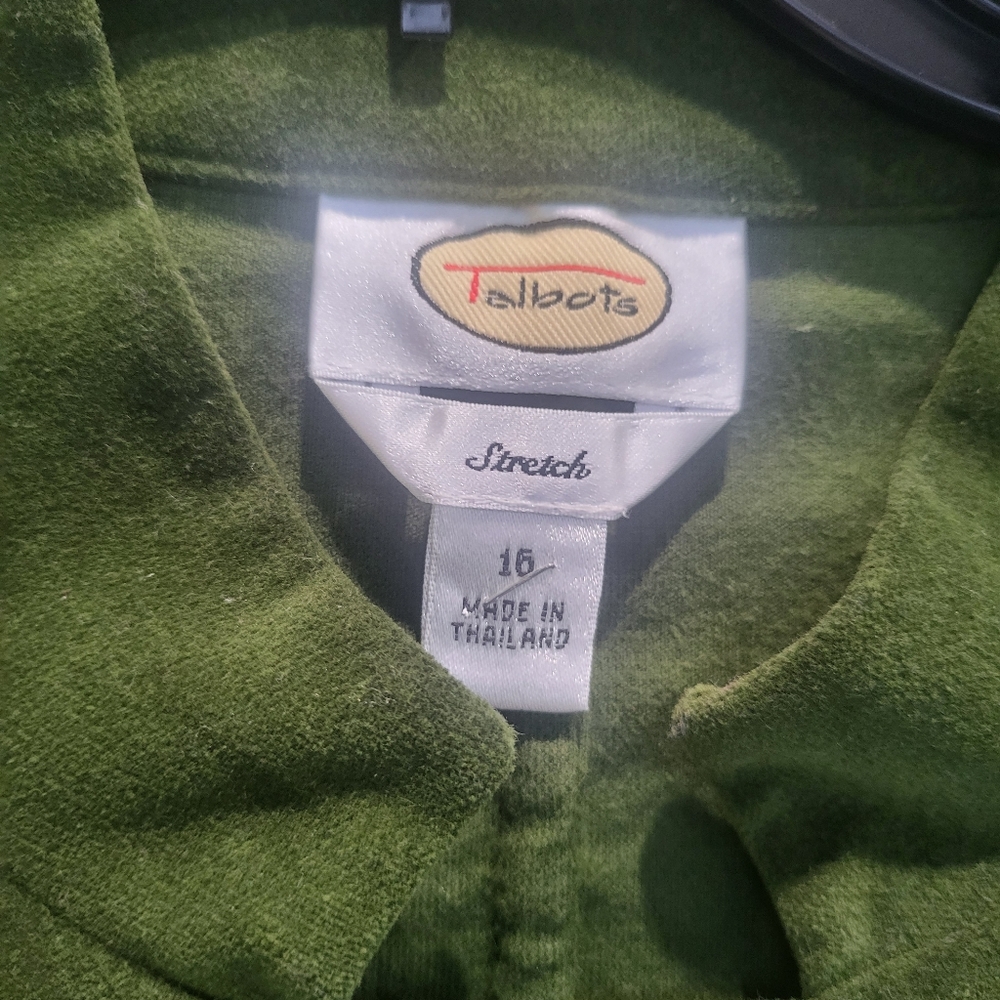 3 Jackets - Picture 10 of 10
